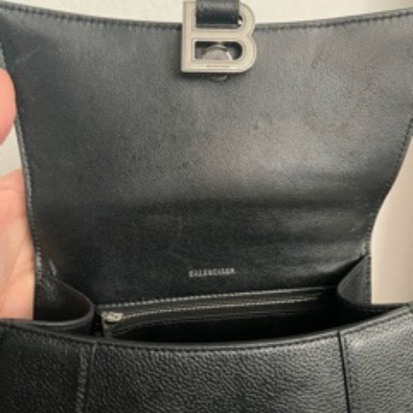 BALENCIAGA HOURGLASS SMALL BAG BLACK GRAIN LEATHER - Picture 6 of 9
